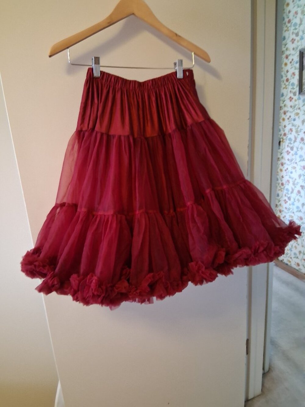 Petticoat, S/XS, NWT